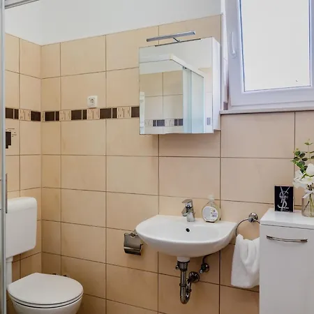 아파트 With Parking Space Privlaka, Zadar - 23587 프리블라카